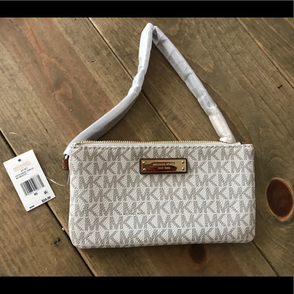 Michael Kors Wristlet